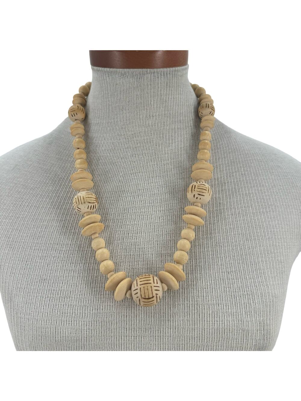 Vintage 60s Wooden Chunky beaded necklace